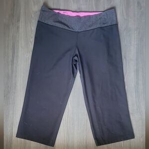 Nike Capri